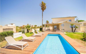 Гостиница Beautiful home in Castelvetrano with Outdoor swimming pool, WiFi and 4 Bedrooms, Торретта Гранитола 